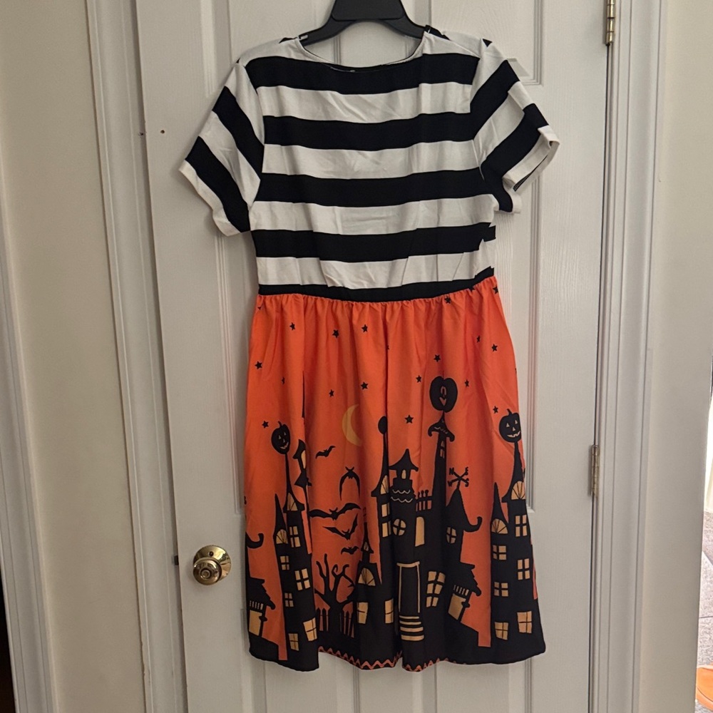 Rosegal Costume Dress B&W Striped Top w/Orange Halloween Street Scene Skirt NEW